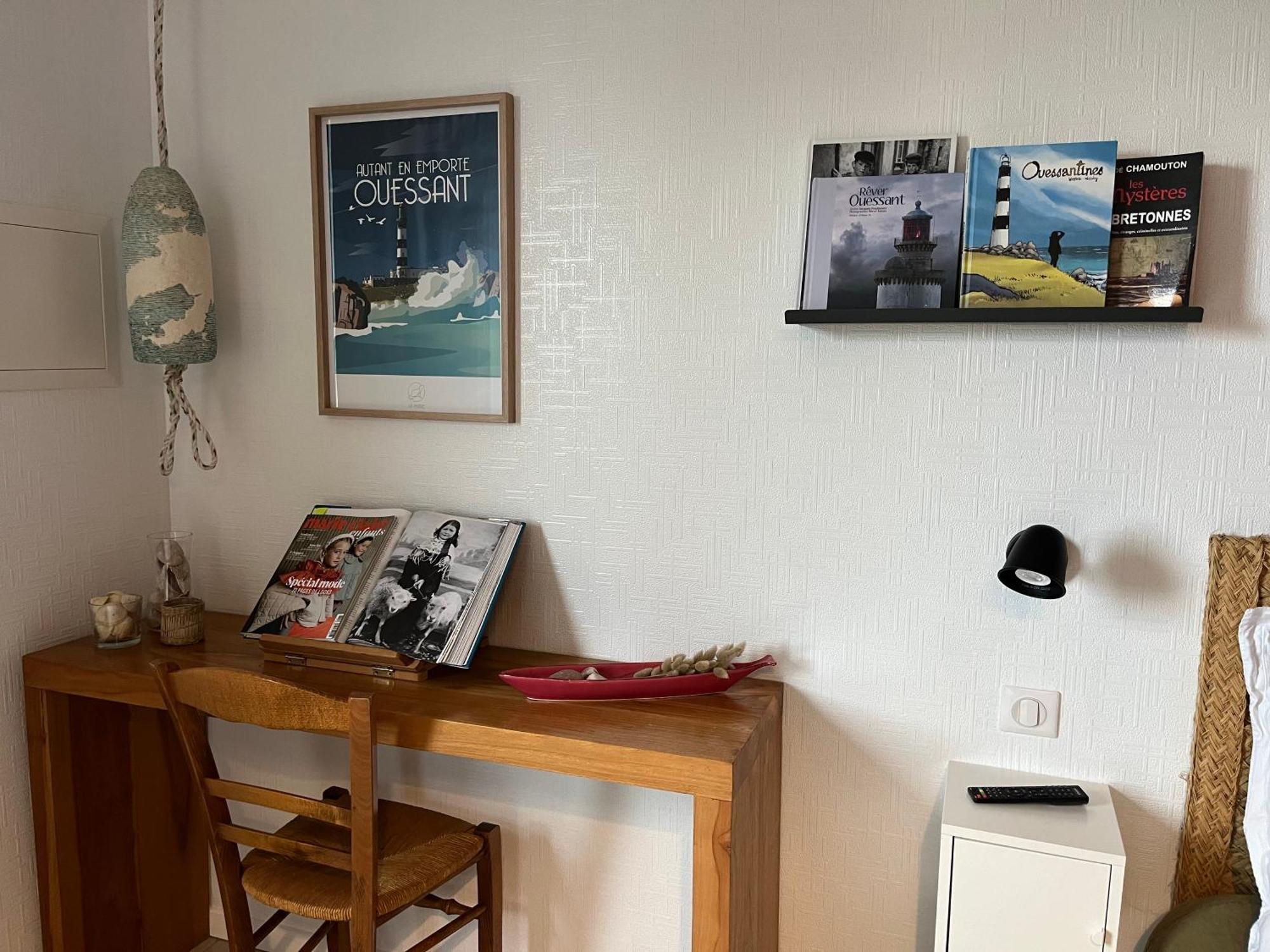 L'Atelier De Mezareun Bed & Breakfast Ushant ภายนอก รูปภาพ