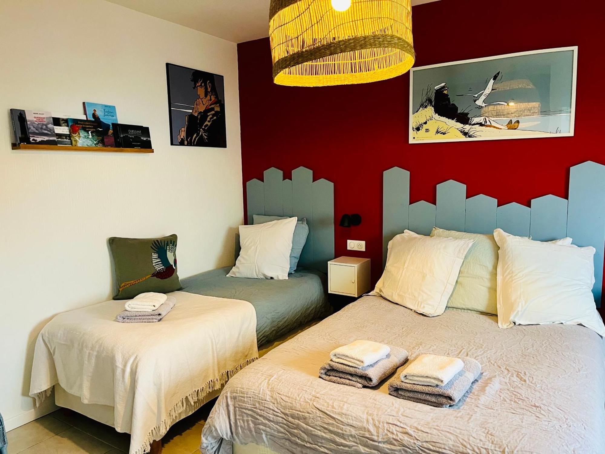 L'Atelier De Mezareun Bed & Breakfast Ushant ภายนอก รูปภาพ