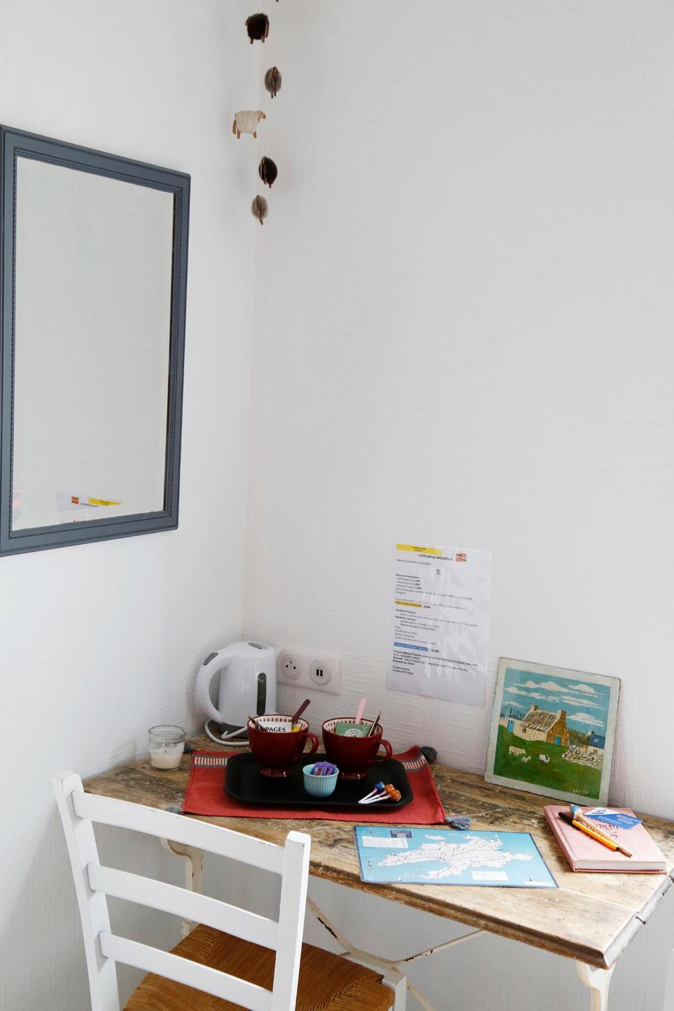 L'Atelier De Mezareun Bed & Breakfast Ushant ภายนอก รูปภาพ