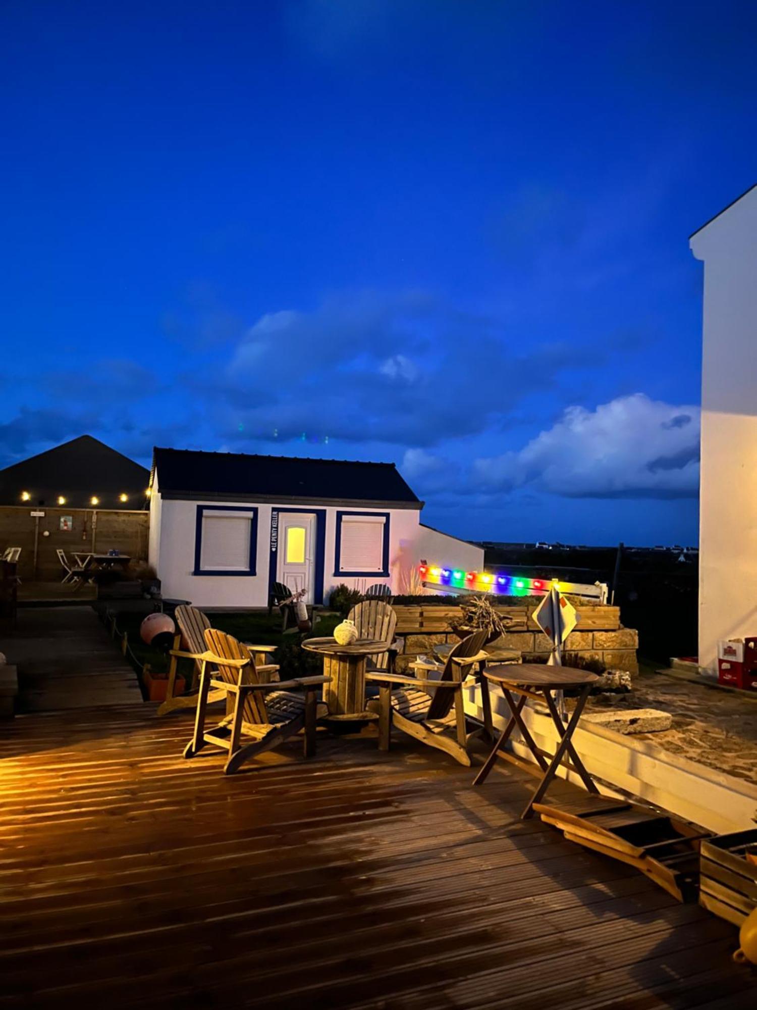 L'Atelier De Mezareun Bed & Breakfast Ushant ภายนอก รูปภาพ